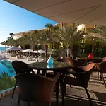 Edgewater Beach Hotel 