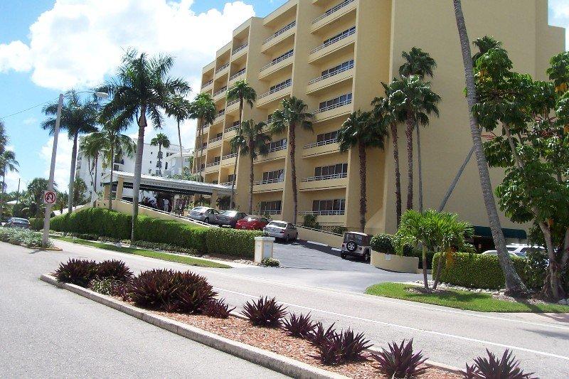 Edgewater 4* North Naples