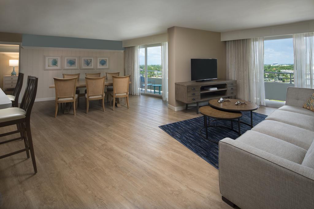 Edgewater 4* North Naples